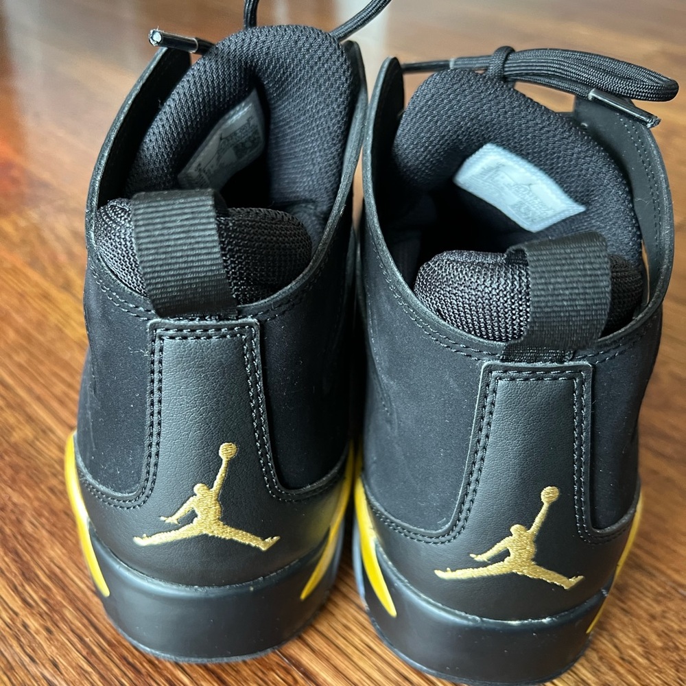 Jordan Men’s Fight Club Hightop - Picture 2 of 5